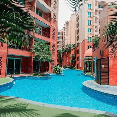 Sonia residence Praia de Jomtien Exterior foto